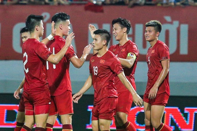 Tuyển Việt Nam đăng kí 50 cầu thủ sơ bộ dự Asian Cup 2023.