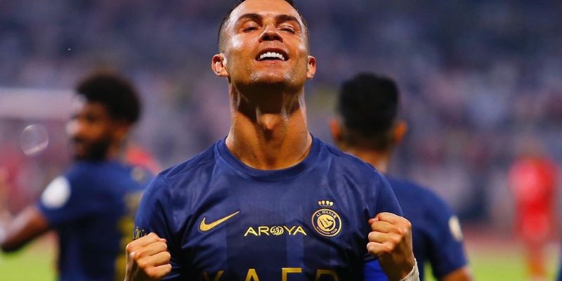 Ronaldo cũng đang là cây săn bàn vĩ đại nhất lịch sử bóng đá thế giới với 873 pha lập công